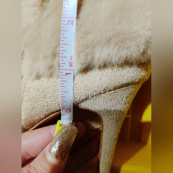 Faux fur heel boots - Picture 9 of 12